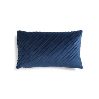 Ecomm: Malin Akerman Organizational Picks